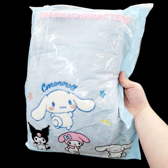 Brand New Sanrio Cinnamoroll Bath Towel - Picture 3 of 6